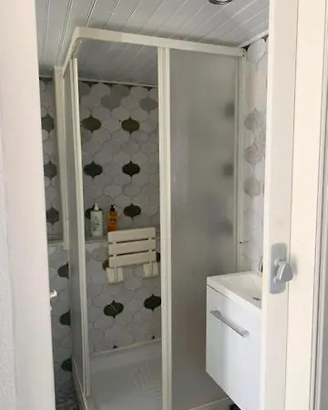 Interlude Omaha 50 M De La Saint-Laurent-sur-Mer